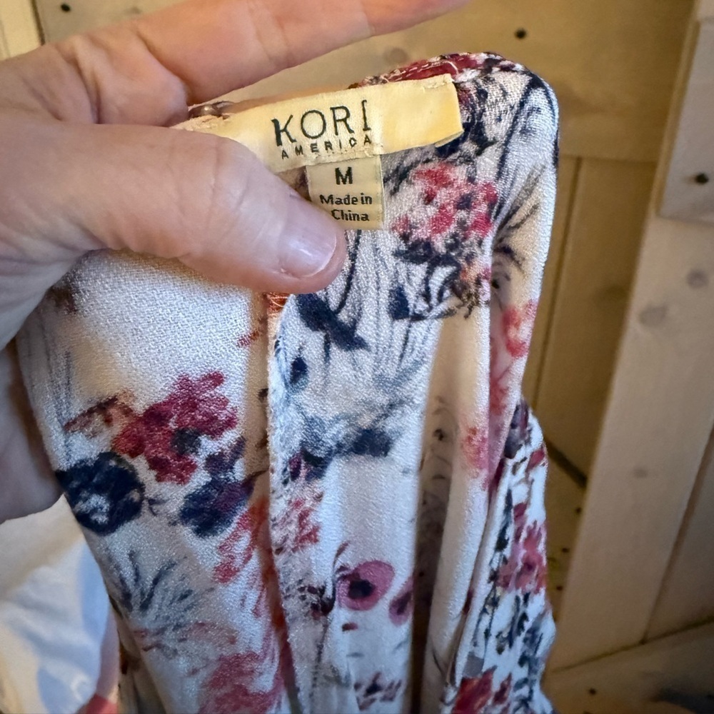 EUC Kori Faux Wrap Floral Dress - Picture 7 of 7